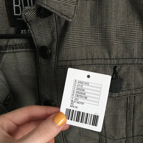 sold UO / cropped plaid jacket - Picture 5 of 5